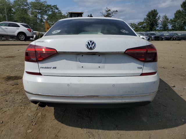 2017 VOLKSWAGEN PASSAT SE - 1VWGT7A39HC049096
