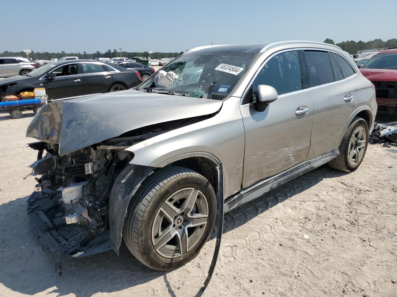 Mercedes-Benz GLC-Class 2023 GLC300