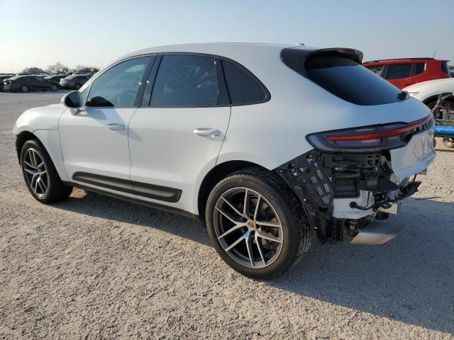 VIN WP1AA2A52NLB01200 2022 Porsche Macan no.2