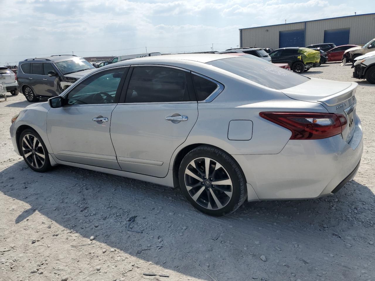 Lot #3028343801 2017 NISSAN ALTIMA 2.5