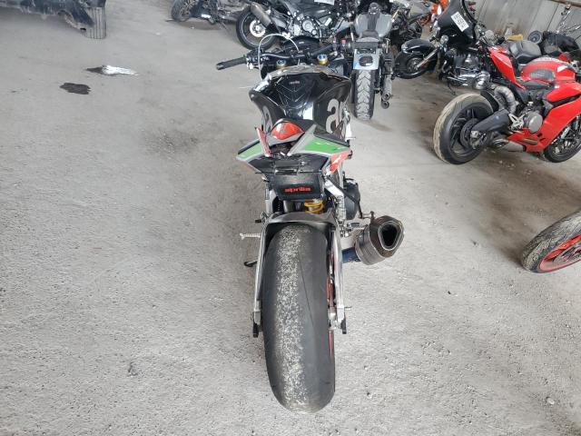 2017 APRILIA TUONO V4 1 ZD4KGUA02HS000452