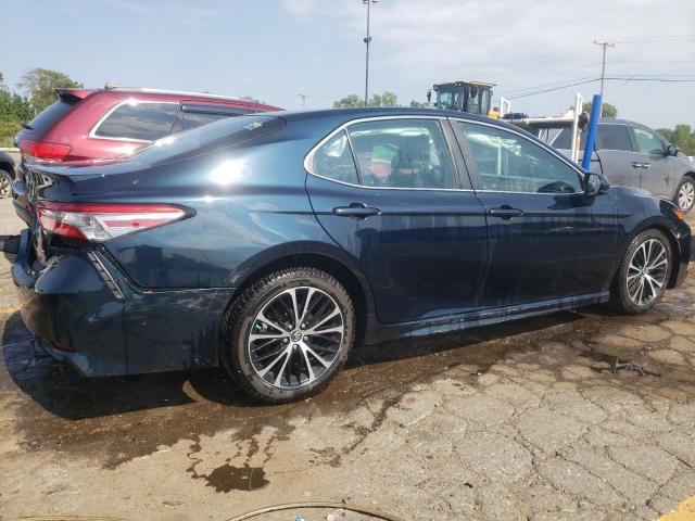 VIN 4T1B11HK5JU601587 2018 Toyota Camry, L no.3