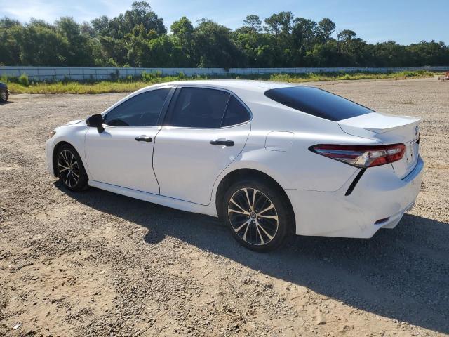 VIN 4T1B11HKXJU649795 2018 Toyota Camry, L no.2