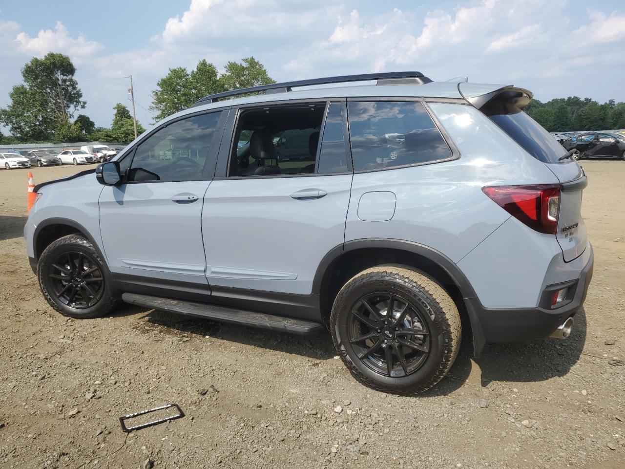 Lot #3020522182 2023 HONDA PASSPORT T