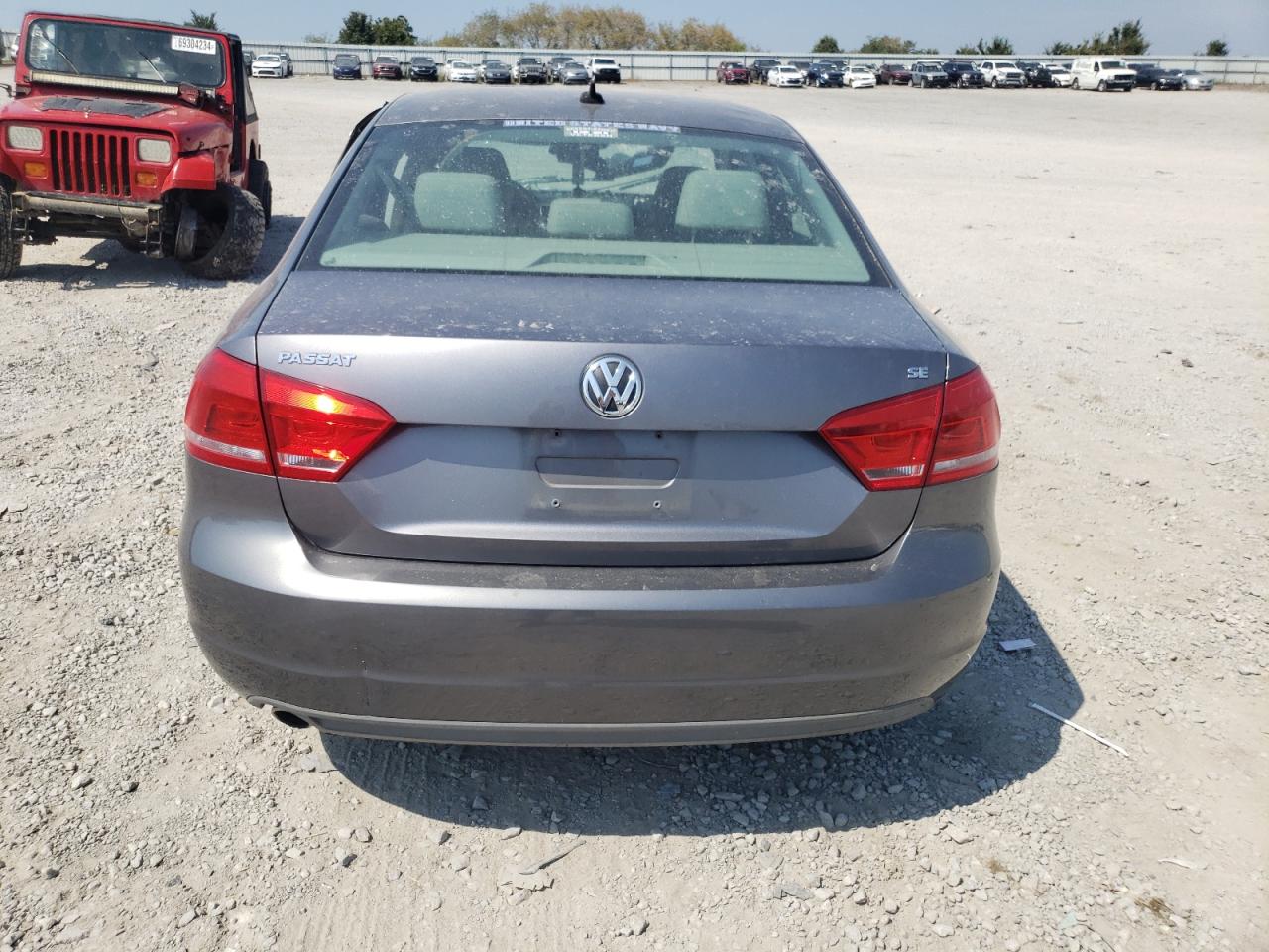 Lot #2794562694 2012 VOLKSWAGEN PASSAT SE