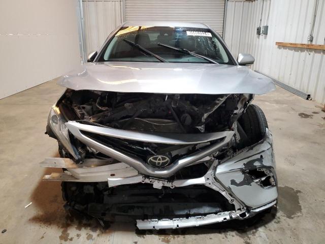 VIN 4T1B61HK1JU007743 2018 Toyota Camry, Xse no.5