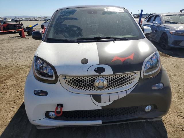 VIN WMEFJ5DA9GK077148 2016 SMART FORTWO no.5