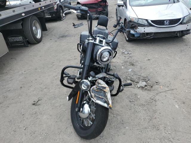 2018 HARLEY-DAVIDSON FLHCS HERI 1HD1YBK13JC078933