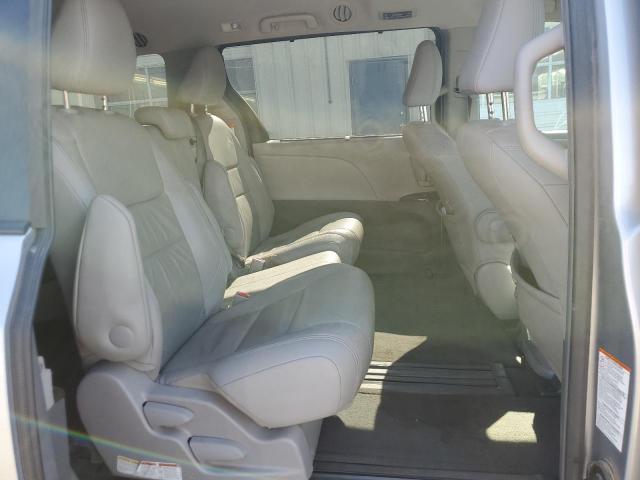 2016 TOYOTA SIENNA XLE - 5TDYK3DC4GS715910