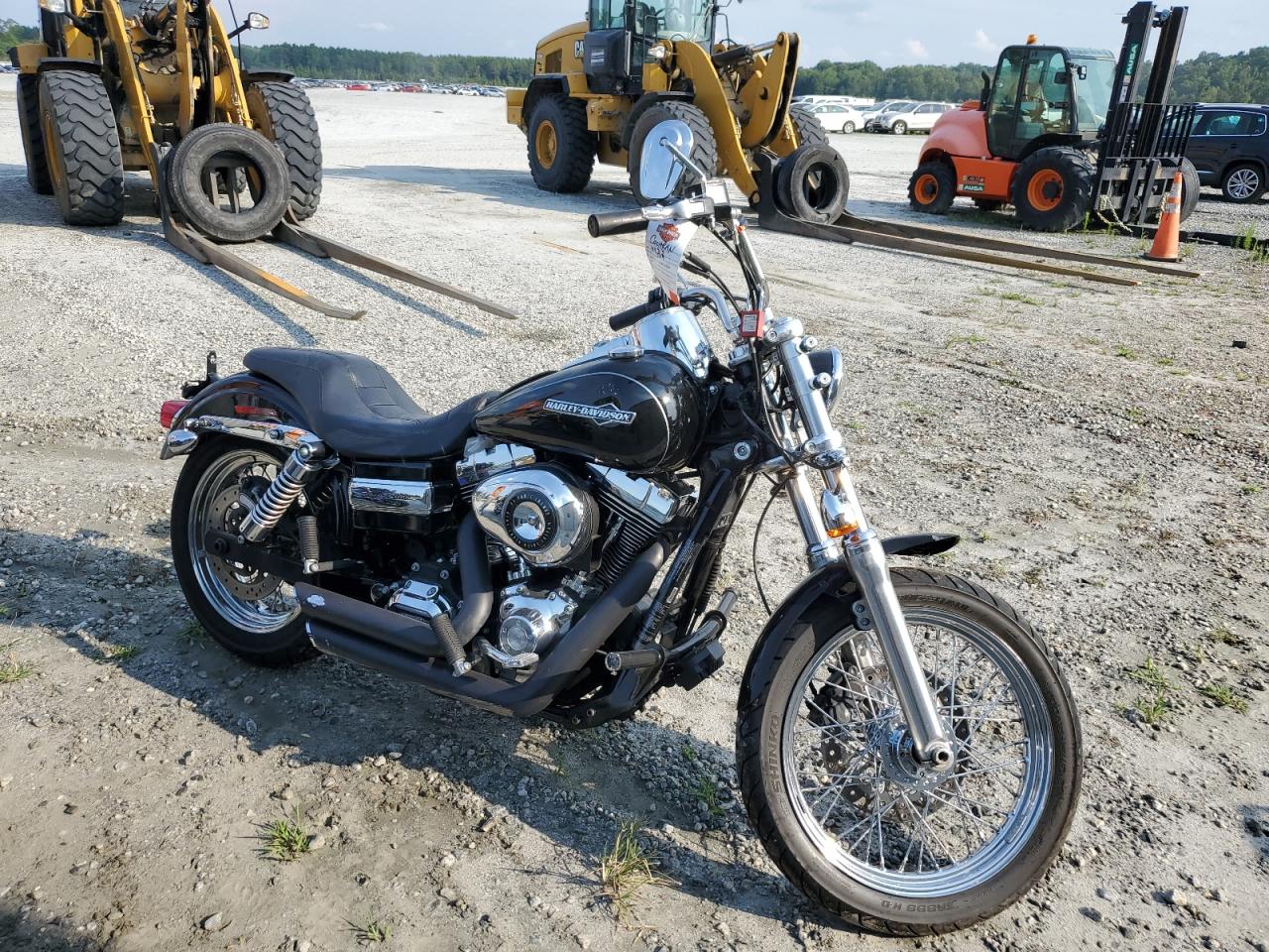 Harley Davidson Dyna Super Glide Custom 2013 FXDC