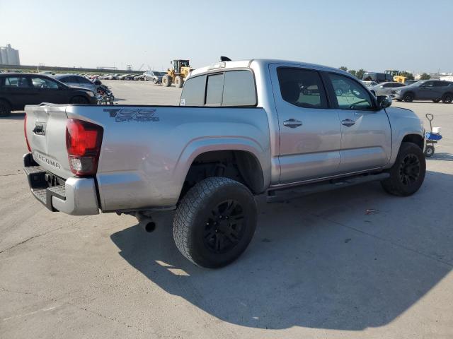 VIN 3TYAX5GN3NT061916 2022 Toyota Tacoma, Double Cab no.3