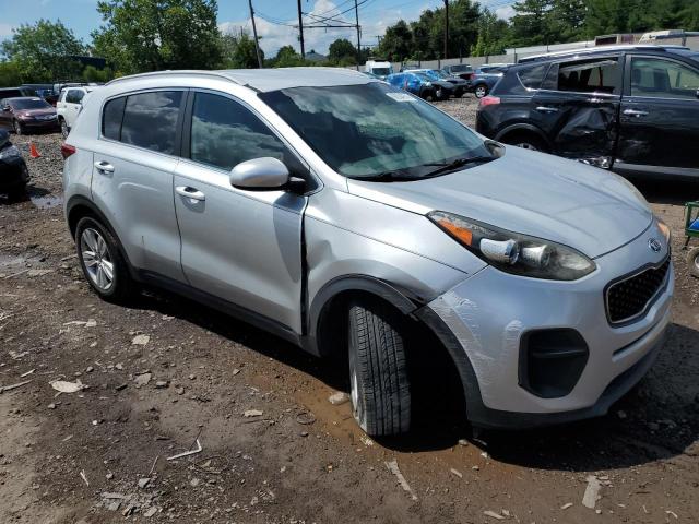 VIN KNDPM3AC5H7210898 2017 KIA Sportage, LX no.4