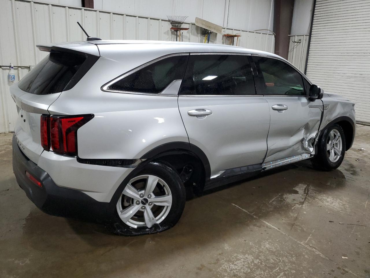 Lot #3024707606 2022 KIA SORENTO LX