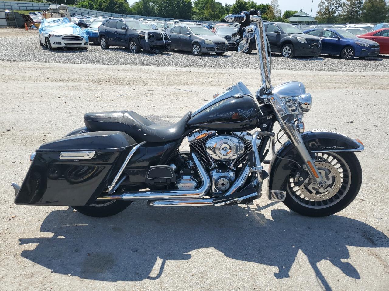 Harley Davidson Road King 2013 FLHR103