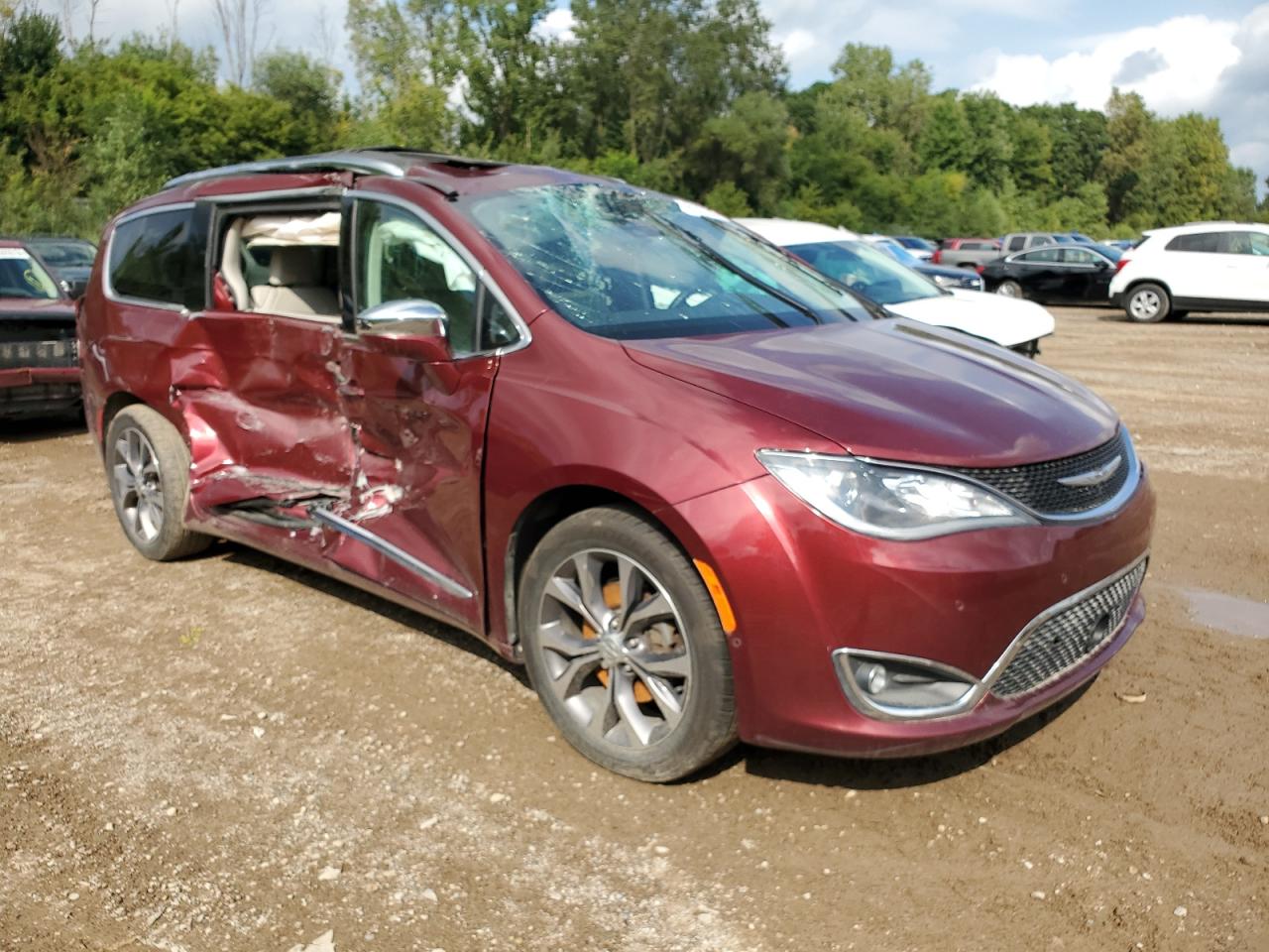 Lot #2843018144 2017 CHRYSLER PACIFICA L