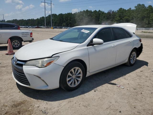 VIN 4T4BF1FK6FR483728 2015 Toyota Camry, LE no.1