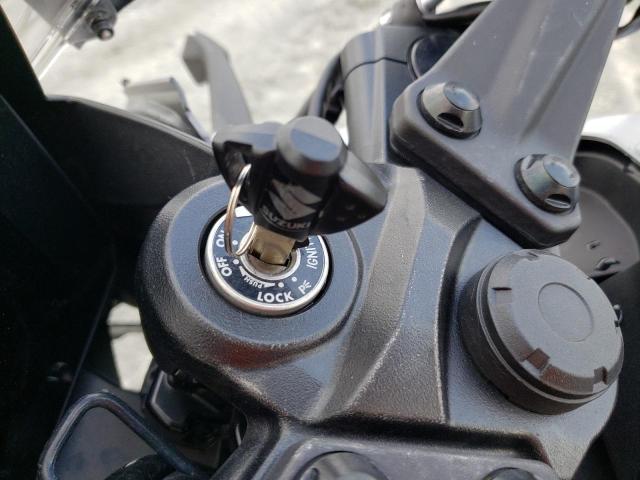 2024 SUZUKI GSX800 F JS1EM13B5R7100879