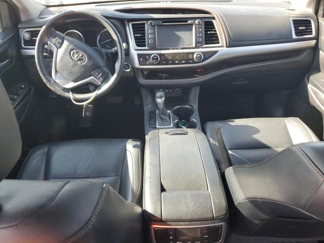 VIN 5TDKZRFH4JS543138 2018 Toyota Highlander, SE no.8