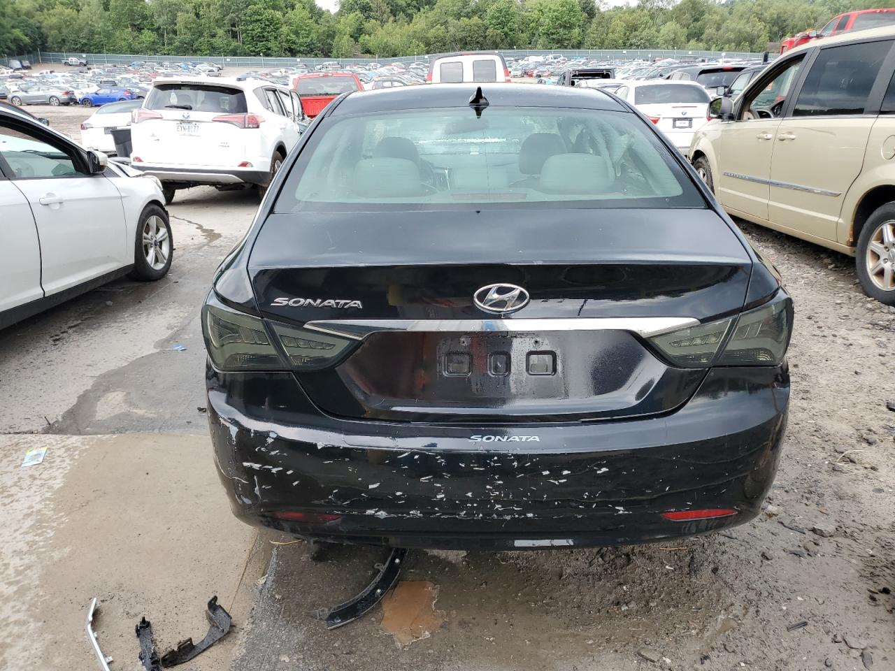 Lot #3028599930 2013 HYUNDAI SONATA GLS