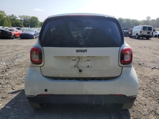 VIN WMEFJ5DA1GK124303 2016 SMART FORTWO no.6