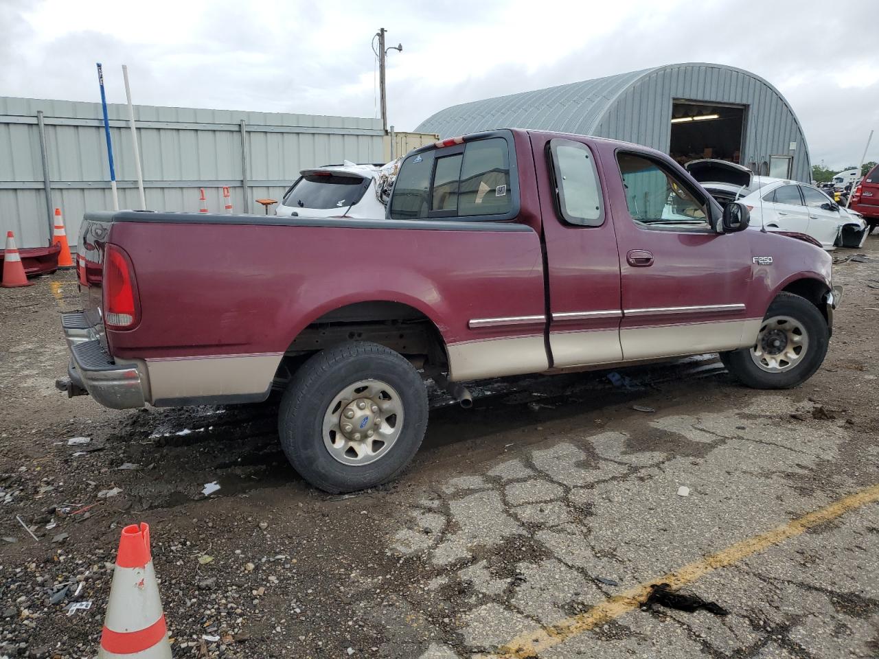 Lot #2989393675 1997 FORD F250