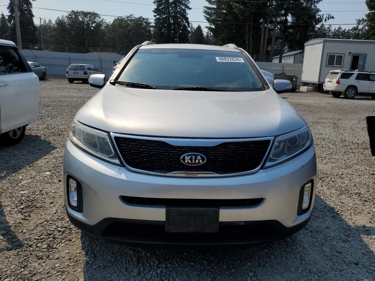 Lot #2774201372 2015 KIA SORENTO LX