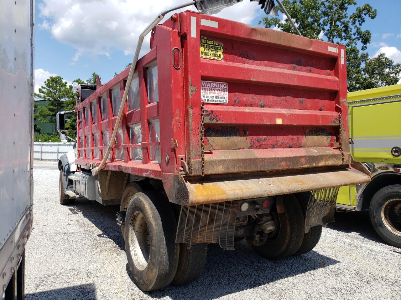 Lot #2935952755 2016 MACK 700 GU700