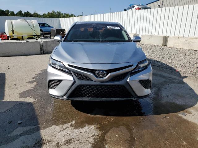 VIN 4T1B11HK9JU653207 2018 Toyota Camry, L no.5