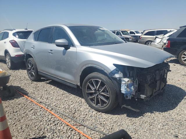 VIN JM3KFBCM3J0335232 2018 Mazda CX-5, Touring no.4