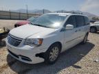 CHRYSLER TOWN & COU photo