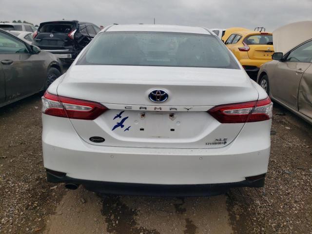 VIN 4T1B21HK3JU006847 2018 Toyota Camry, Hybrid no.6