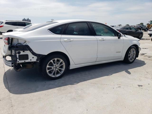 VIN 3FA6P0LU4KR243386 2019 Ford Fusion, SE no.3