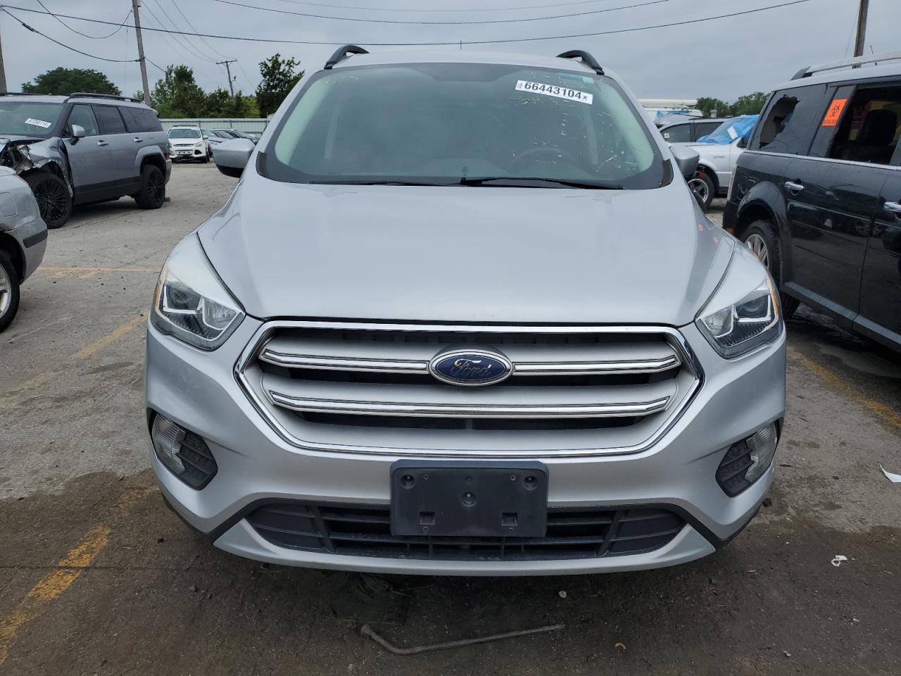 2018 Ford ESCAPE, SEL