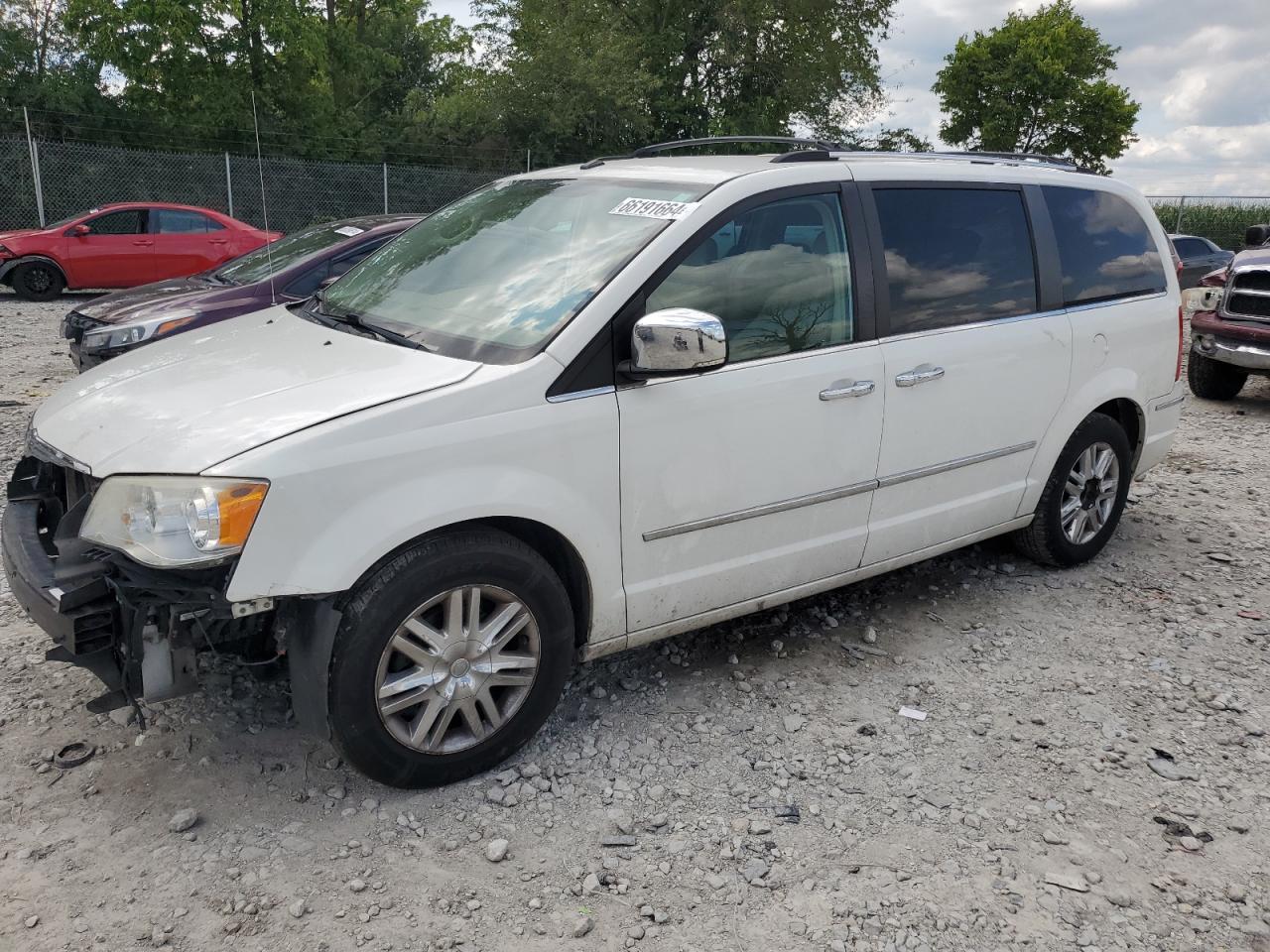 Chrysler Town and Country 2010 RT