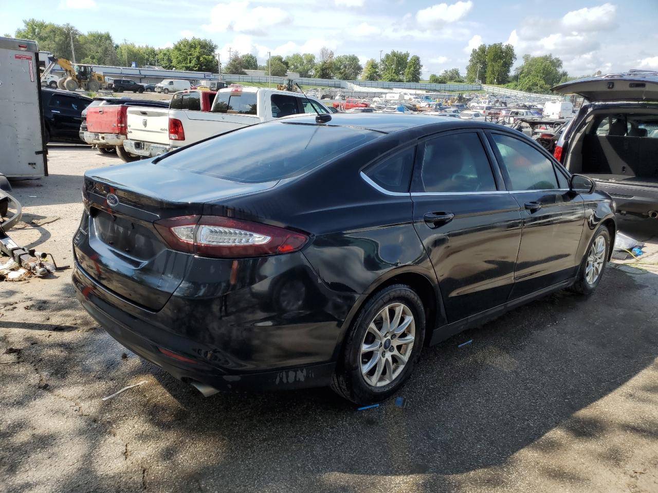 Lot #3024149813 2015 FORD FUSION S