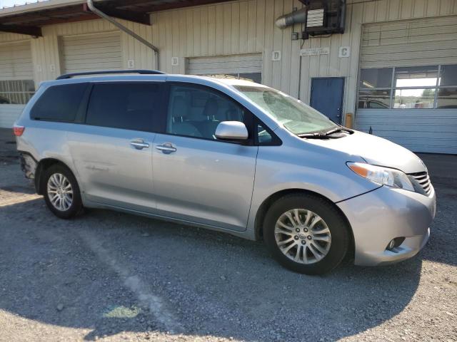 2016 TOYOTA SIENNA XLE - 5TDYK3DC4GS715910