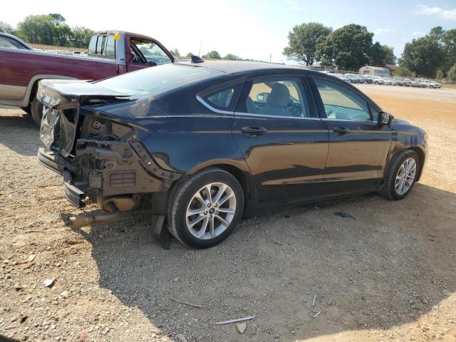 VIN 3FA6P0HD2KR159544 2019 Ford Fusion, SE no.3