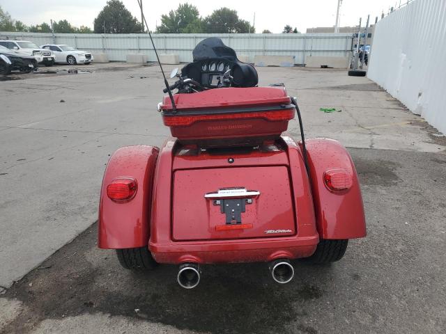 2018 HARLEY-DAVIDSON FLHTCUTG T 1HD1MAD17JB855381