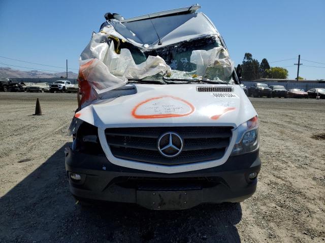 VIN WD3PE7CD1JP621354 2018 Mercedes-Benz Sprinter, ... no.5