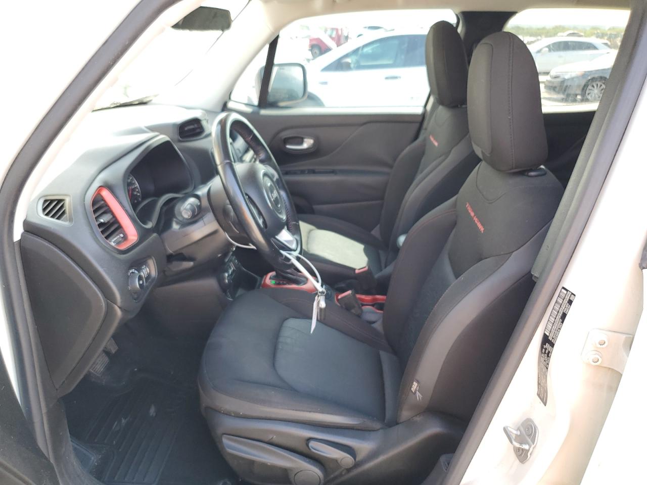 2016 Jeep RENEGADE, TRAILHAWK