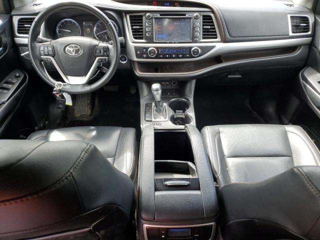 VIN 5TDJZRFH3KS576998 2019 Toyota Highlander, SE no.8