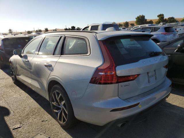 VIN YV1A22SK6K2327772 2019 Volvo V60, T6 Momentum no.2