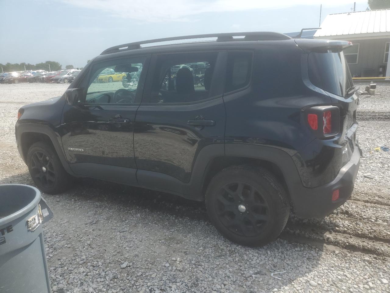 Lot #2943211442 2017 JEEP RENEGADE L