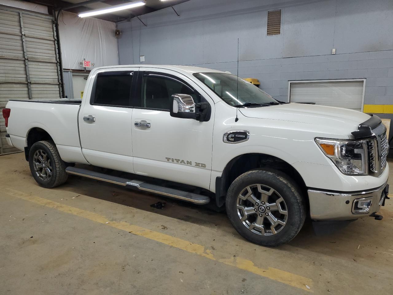 Lot #2804028346 2017 NISSAN TITAN XD S