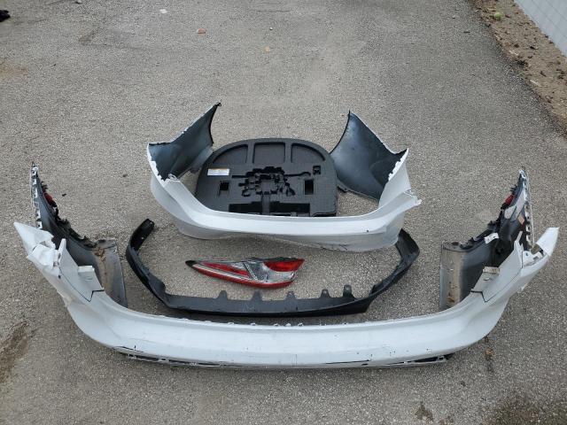 2018 TOYOTA CAMRY L - 4T1B11HK8JU578452