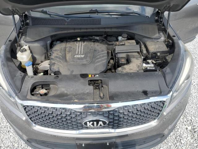 VIN 5XYPG4A51JG405842 2018 KIA Sorento, LX no.12