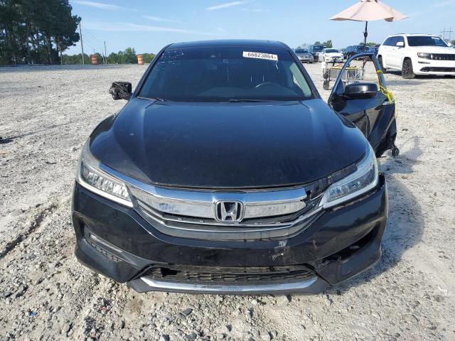 2017 HONDA ACCORD TOU - 1HGCR3F90HA005832