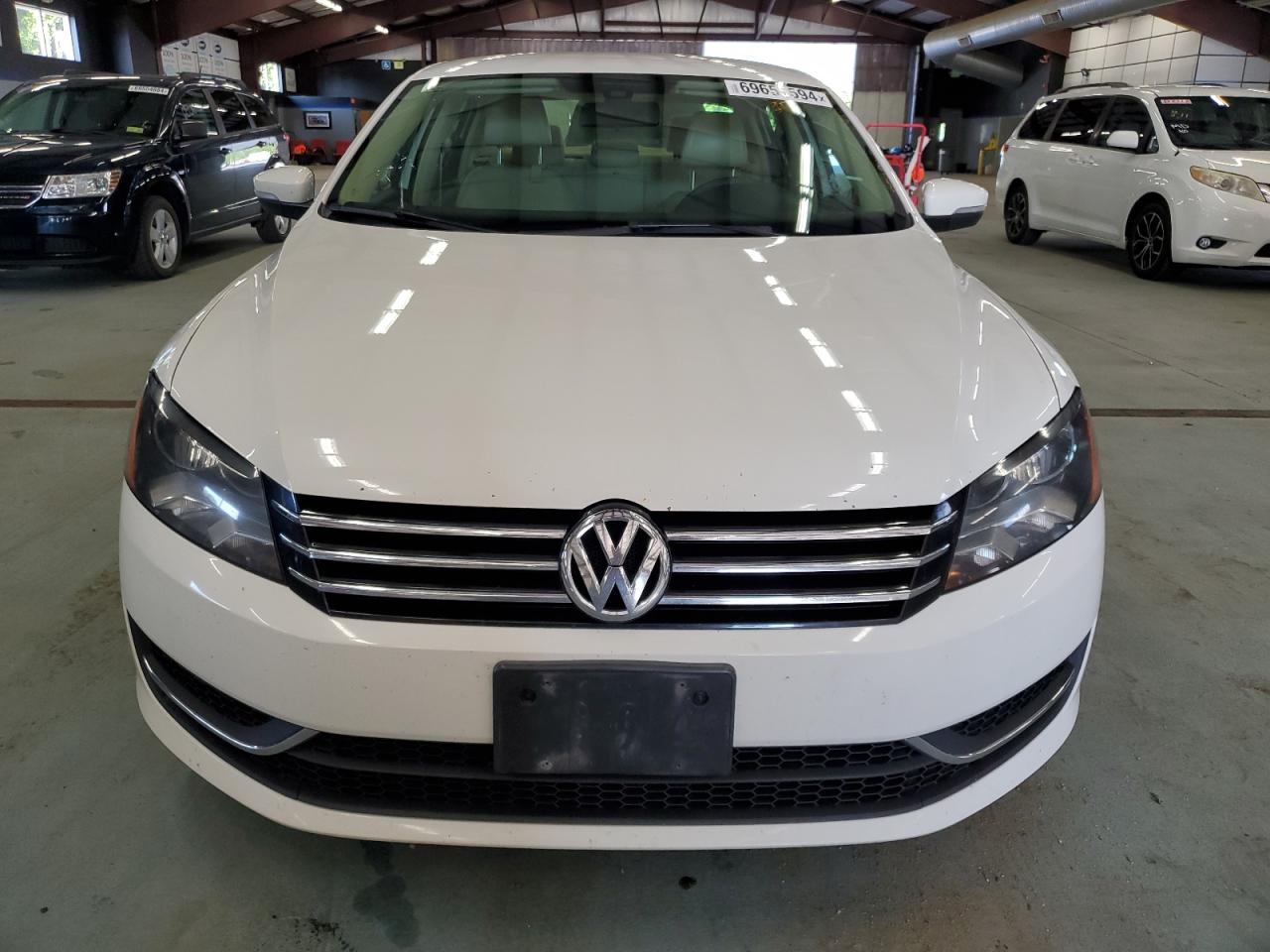 Lot #2789487098 2013 VOLKSWAGEN PASSAT S