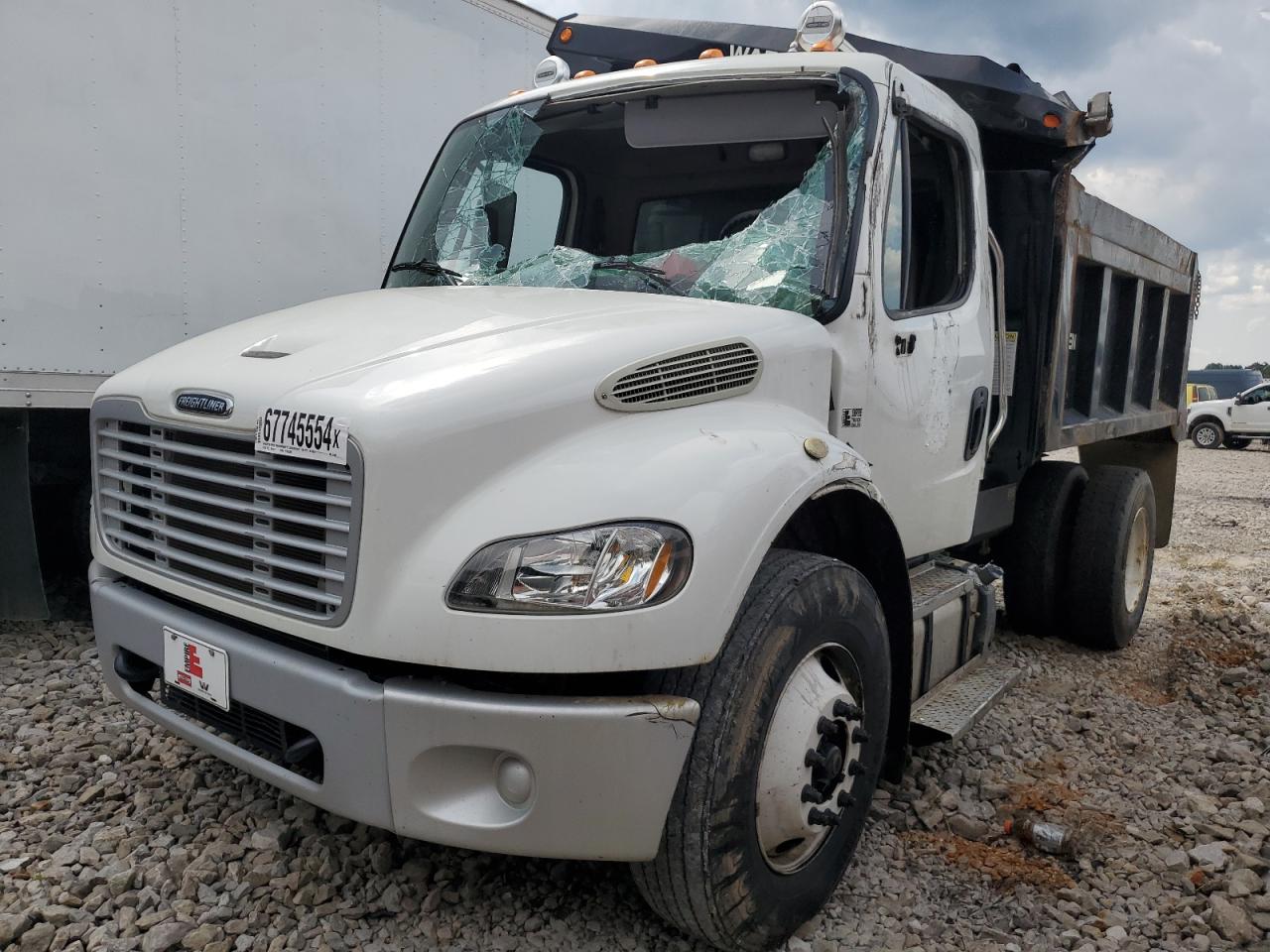 Lot #2774176351 2013 FREIGHTLINER M2 106 MED