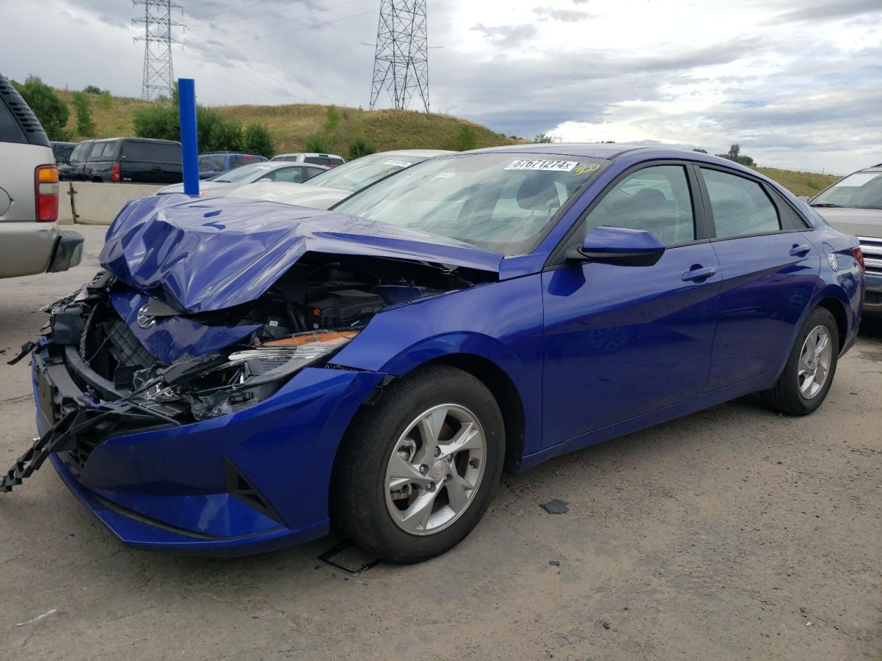  Salvage Hyundai ELANTRA